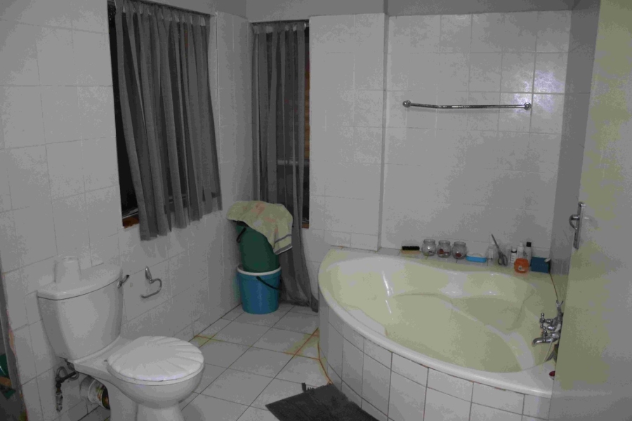 9 Bedroom Property for Sale in Schietfontein Ah North West